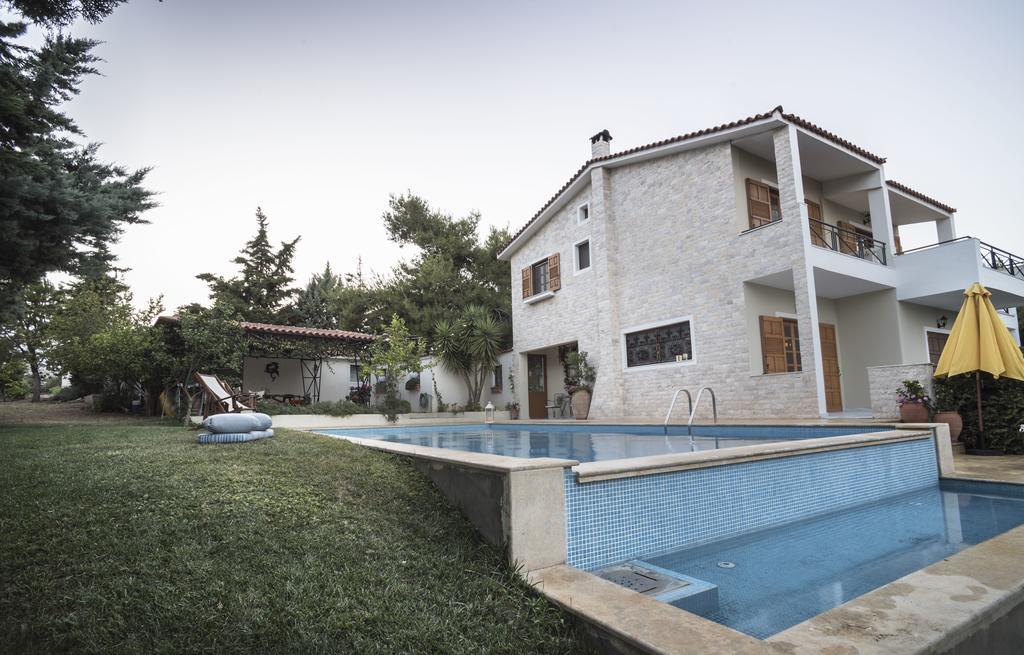 Villa Corina near the Airport Kouvarás Esterno foto